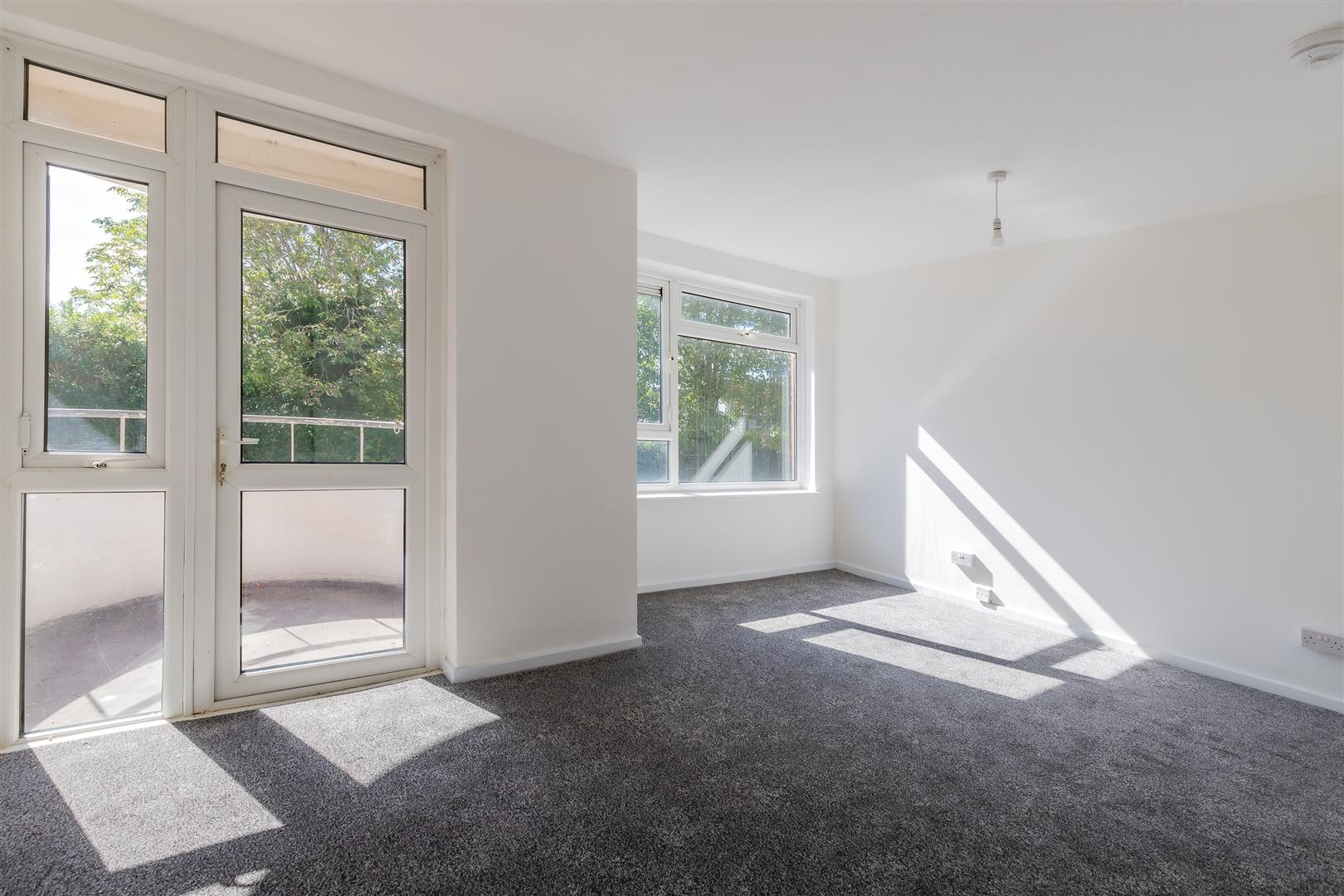 Ty-Gwyn Road, Penylan, Cardiff — photograph 2